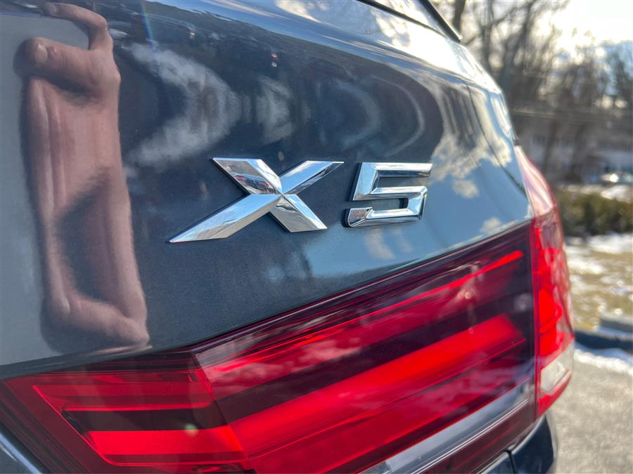 2018 BMW X5 xDrive35i Sports Activity Vehi photo
