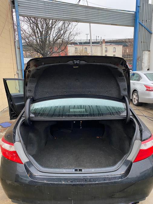 2017 Toyota Camry SE Auto (Natl) photo