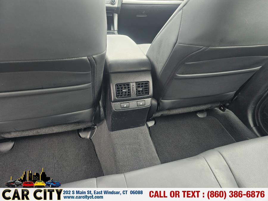 2016 Subaru Legacy 4dr Sdn 2.5i Limited PZEV photo