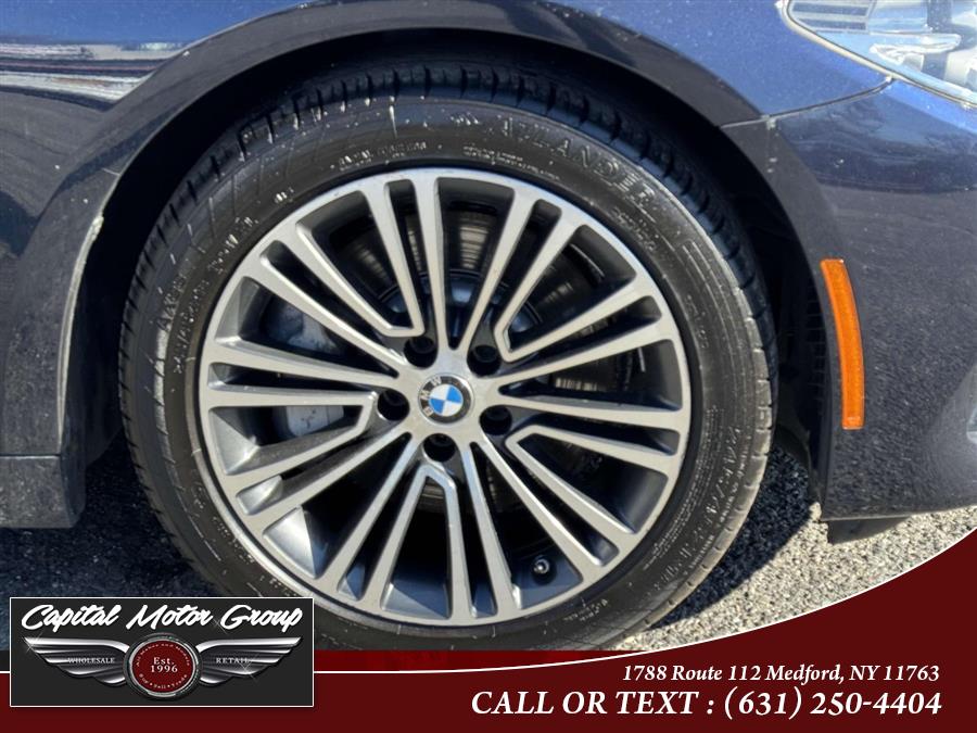 2018 BMW 5-Series 530i xDrive Sedan photo