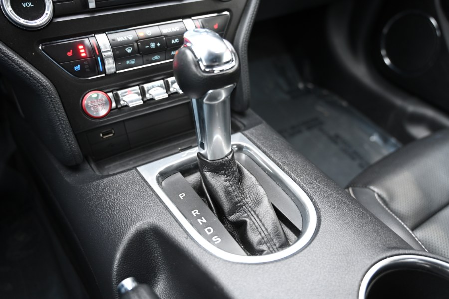 2022 Ford Mustang EcoBoost Premium Convertible photo