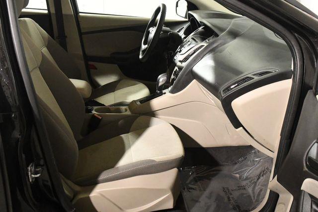 2012 Ford Focus SE photo