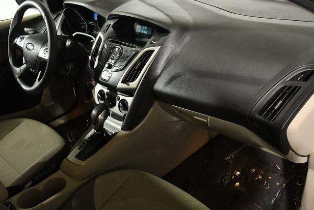 2012 Ford Focus SE photo