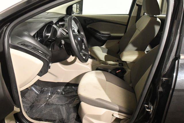 2012 Ford Focus SE photo