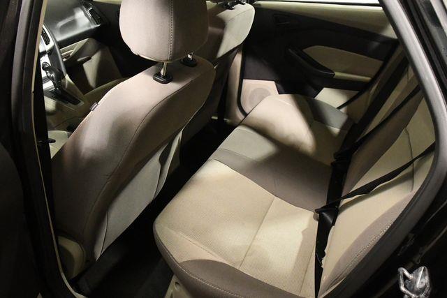 2012 Ford Focus SE photo