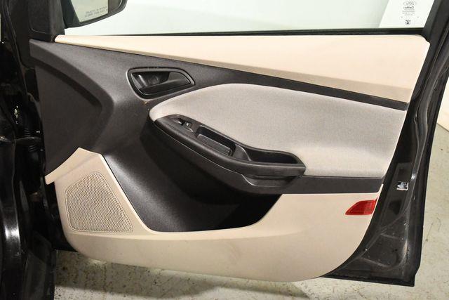 2012 Ford Focus SE photo