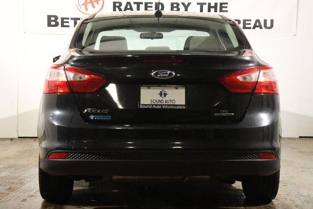 2012 Ford Focus SE photo