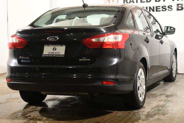 2012 Ford Focus SE photo