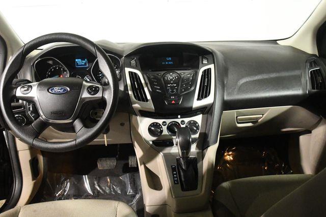 2012 Ford Focus SE photo