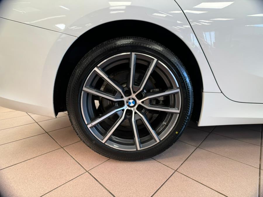 2022 BMW 3-Series 330i xDrive Sedan North Americ photo