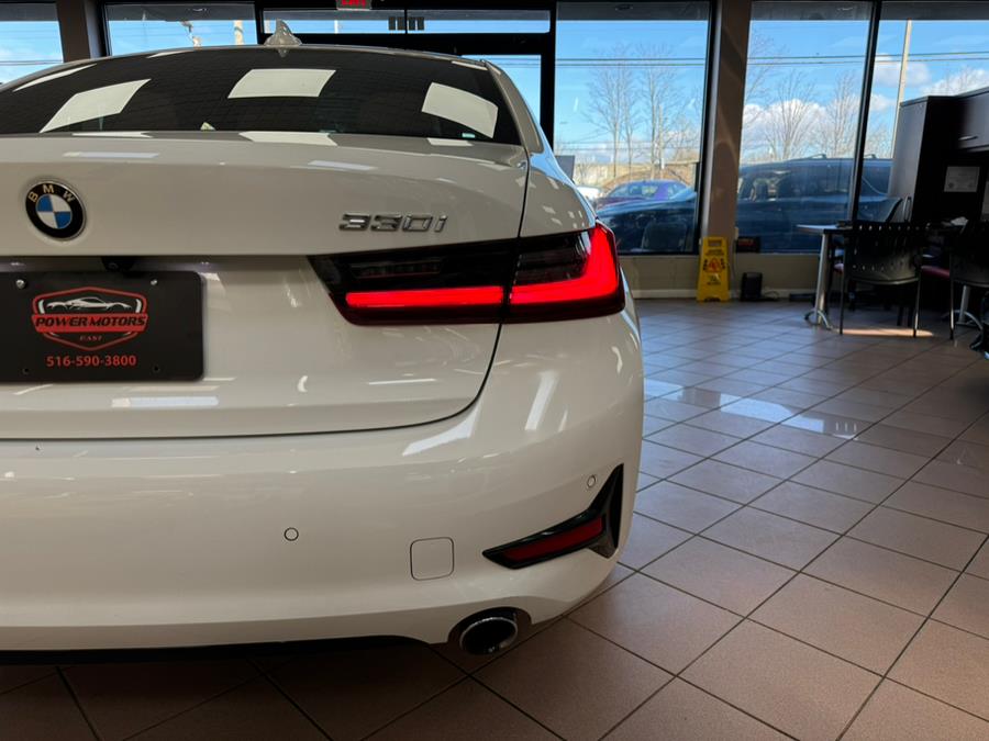 2022 BMW 3-Series 330i xDrive Sedan North Americ photo