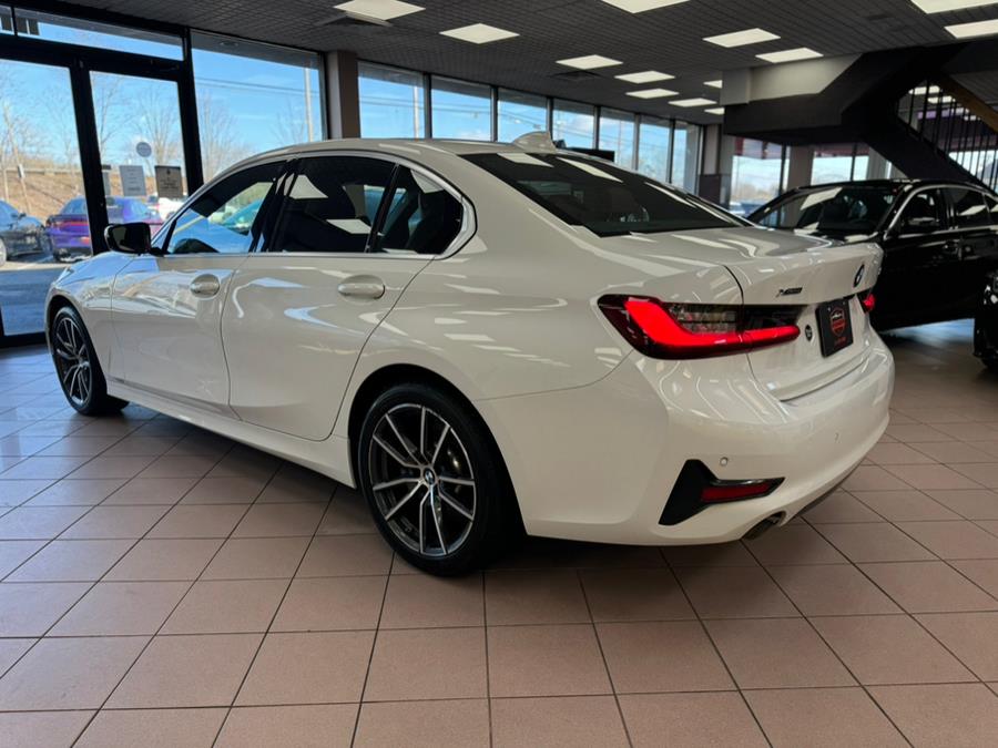 2022 BMW 3-Series 330i xDrive Sedan North Americ photo