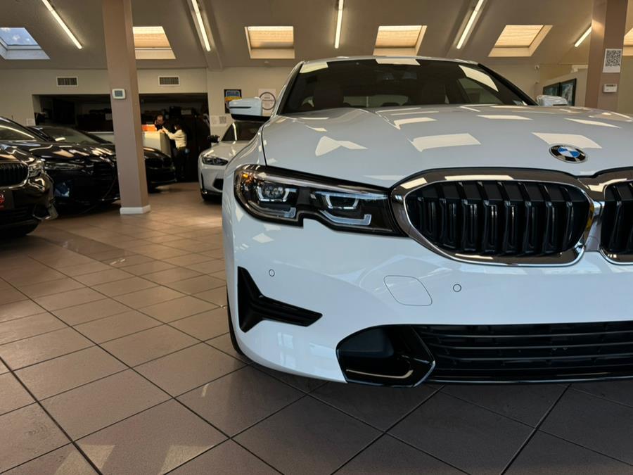 2022 BMW 3-Series 330i xDrive Sedan North Americ photo