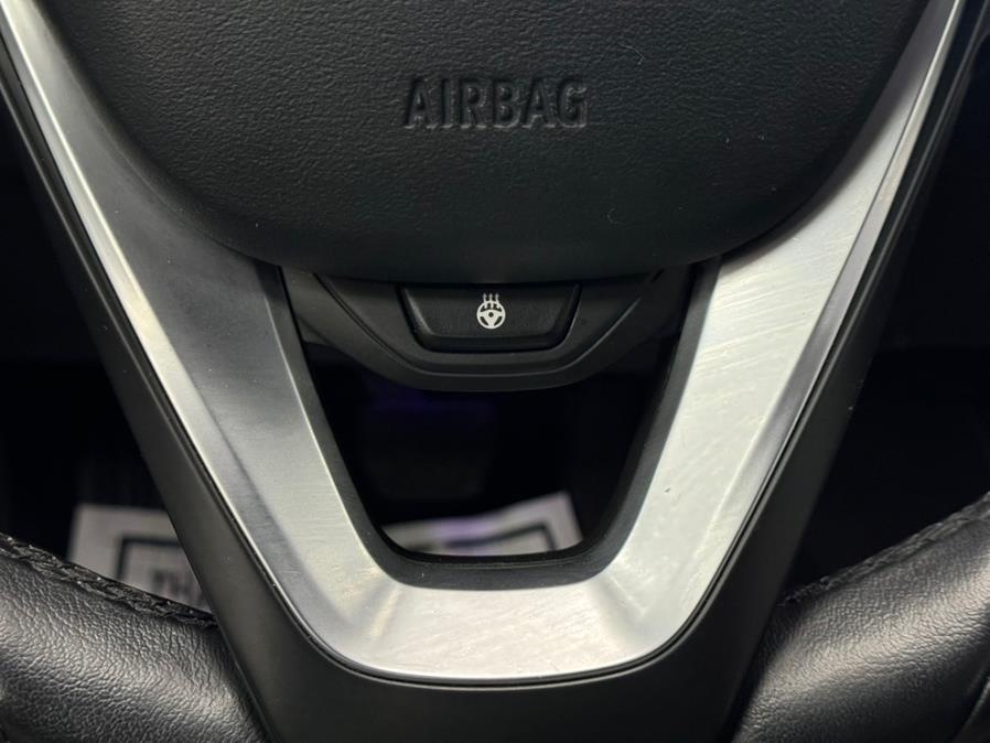 2022 BMW 3-Series 330i xDrive Sedan North Americ photo