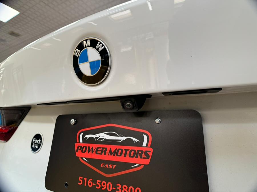 2022 BMW 3-Series 330i xDrive Sedan North Americ photo