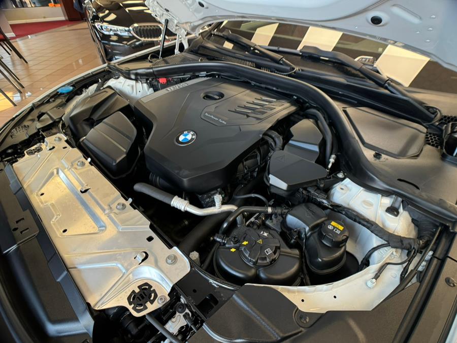 2022 BMW 3-Series 330i xDrive Sedan North Americ photo