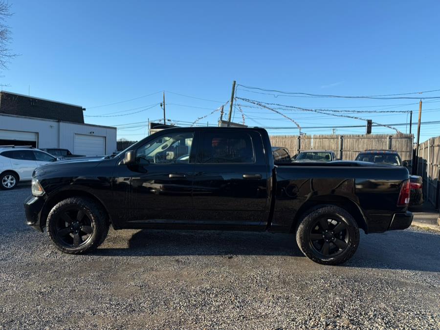 2015 RAM 1500 4WD Crew Cab 140.5