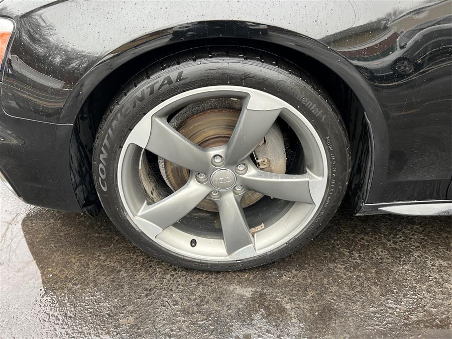 2015 Audi A4 4dr Sdn Man quattro 2.0T Prest photo