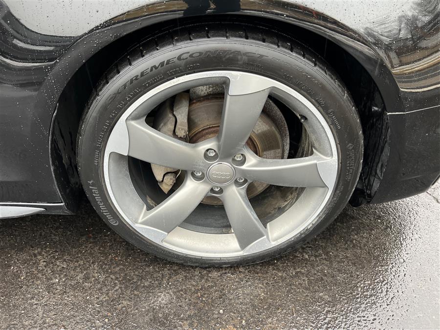 2015 Audi A4 4dr Sdn Man quattro 2.0T Prest photo