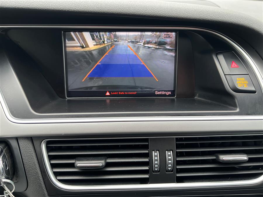 2015 Audi A4 4dr Sdn Man quattro 2.0T Prest photo