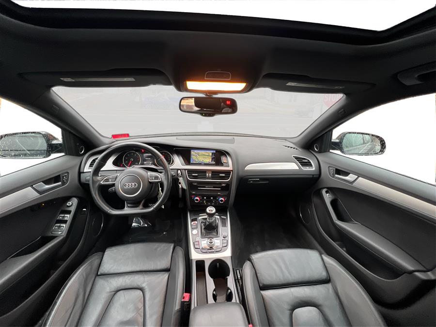 2015 Audi A4 4dr Sdn Man quattro 2.0T Prest photo