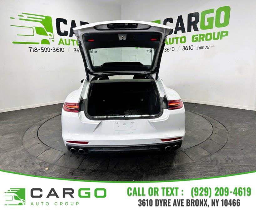 2017 Porsche Panamera 4S AWD photo
