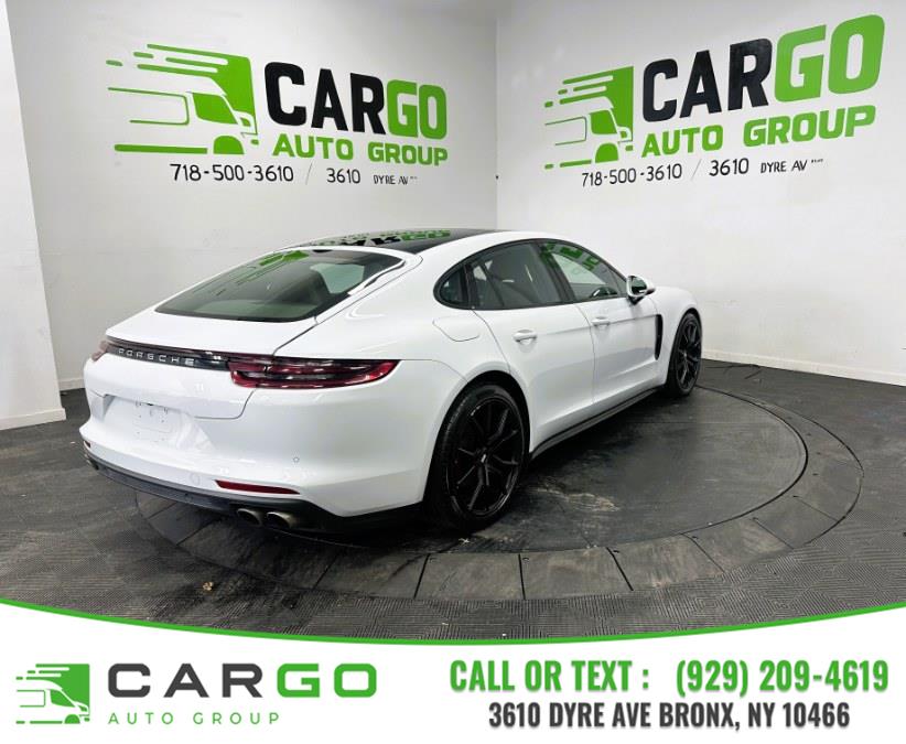 2017 Porsche Panamera 4S AWD photo