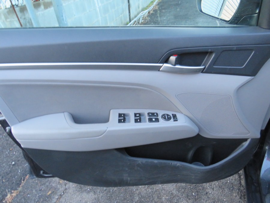 2020 Hyundai Elantra Value Edition IVT SULEV photo