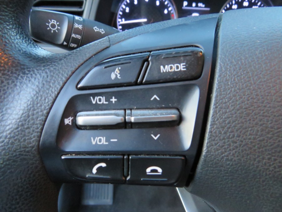2020 Hyundai Elantra Value Edition IVT SULEV photo