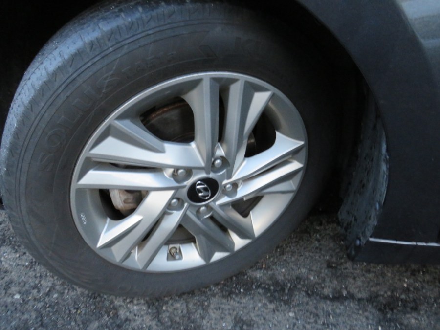 2020 Hyundai Elantra Value Edition IVT SULEV photo