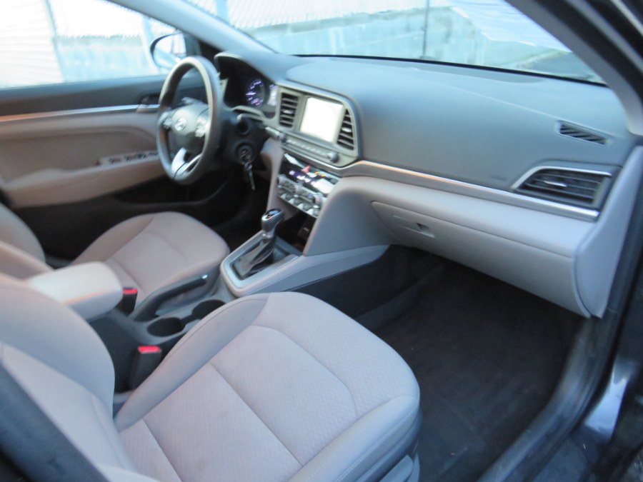 2020 Hyundai Elantra Value Edition IVT SULEV photo