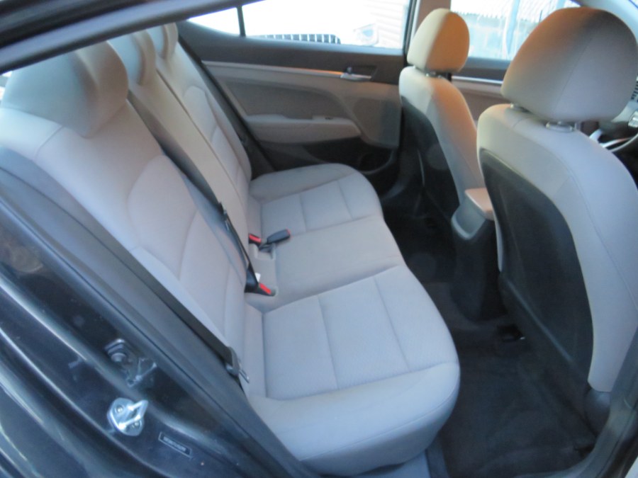2020 Hyundai Elantra Value Edition IVT SULEV photo