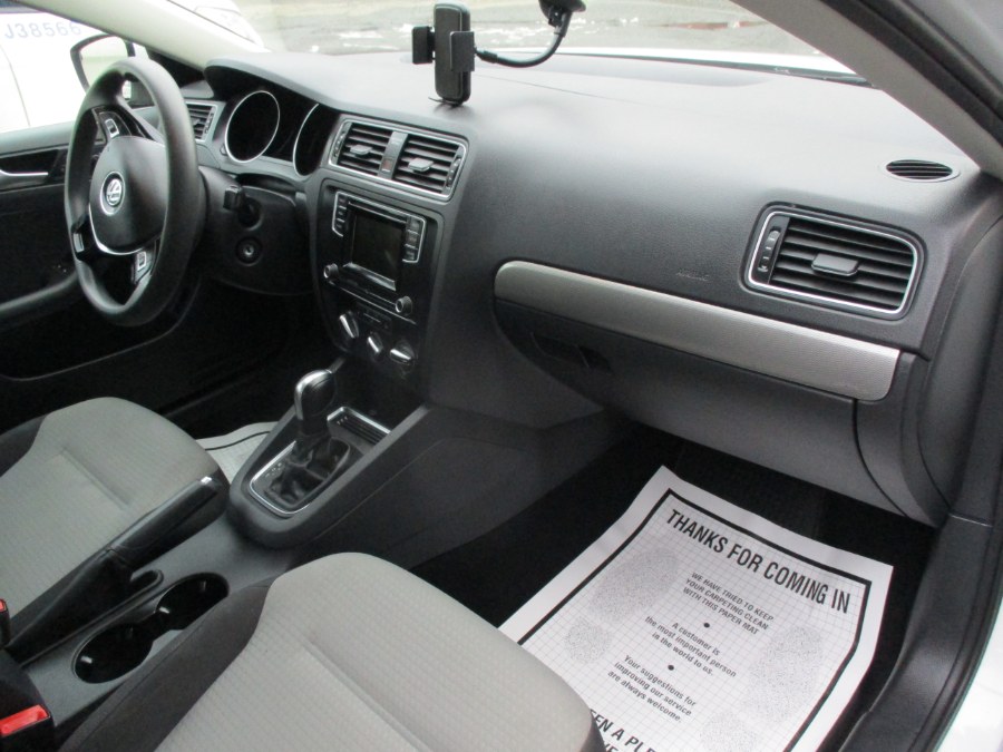 2017 Volkswagen Jetta 1.4T S Auto photo