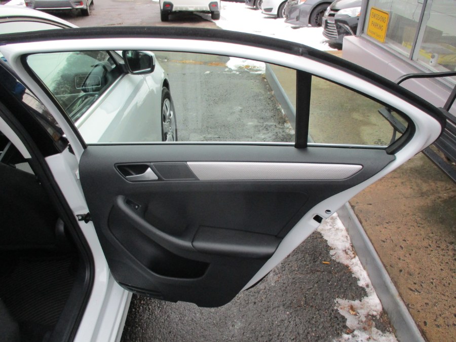 2017 Volkswagen Jetta 1.4T S Auto photo