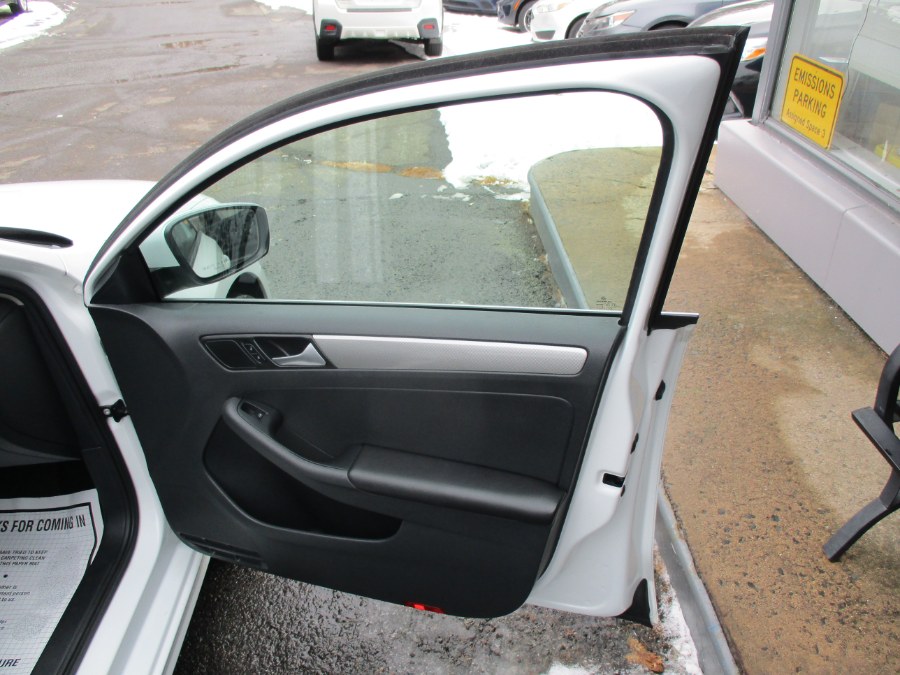 2017 Volkswagen Jetta 1.4T S Auto photo