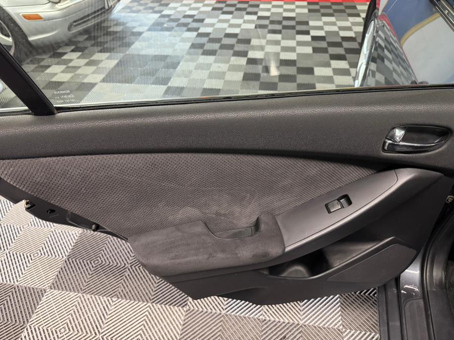 2007 Nissan Altima 3.5 SE photo