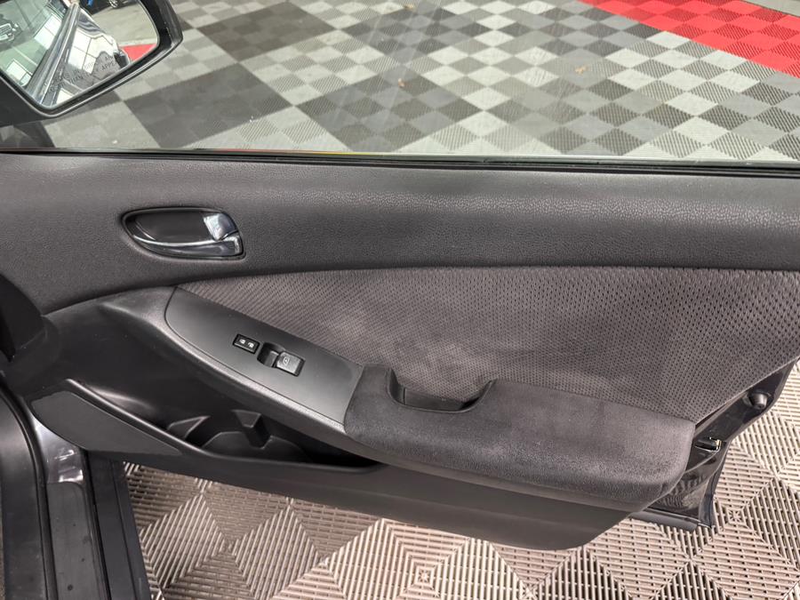 2007 Nissan Altima 3.5 SE photo
