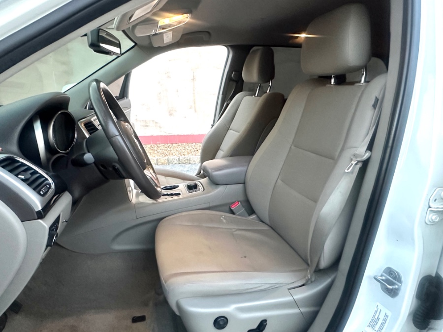 2012 Jeep Grand Cherokee Laredo photo