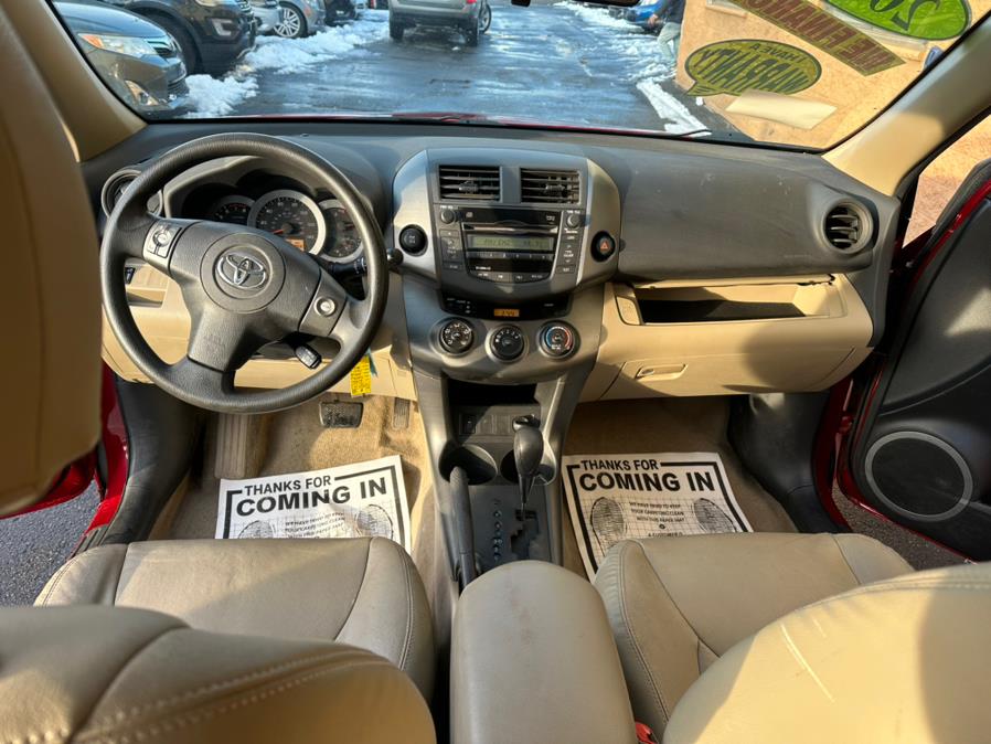 2011 Toyota RAV4 photo