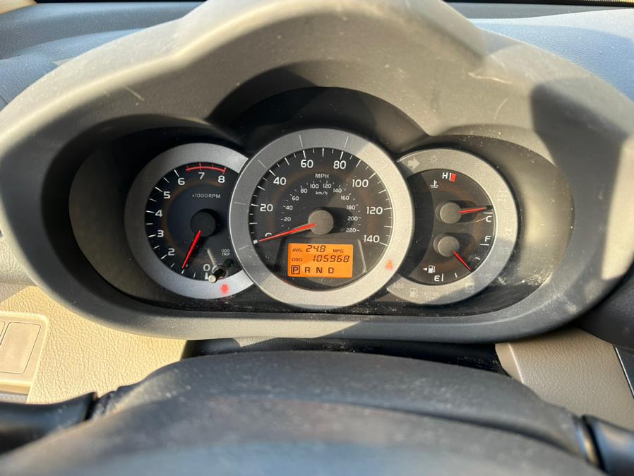 2011 Toyota RAV4 photo