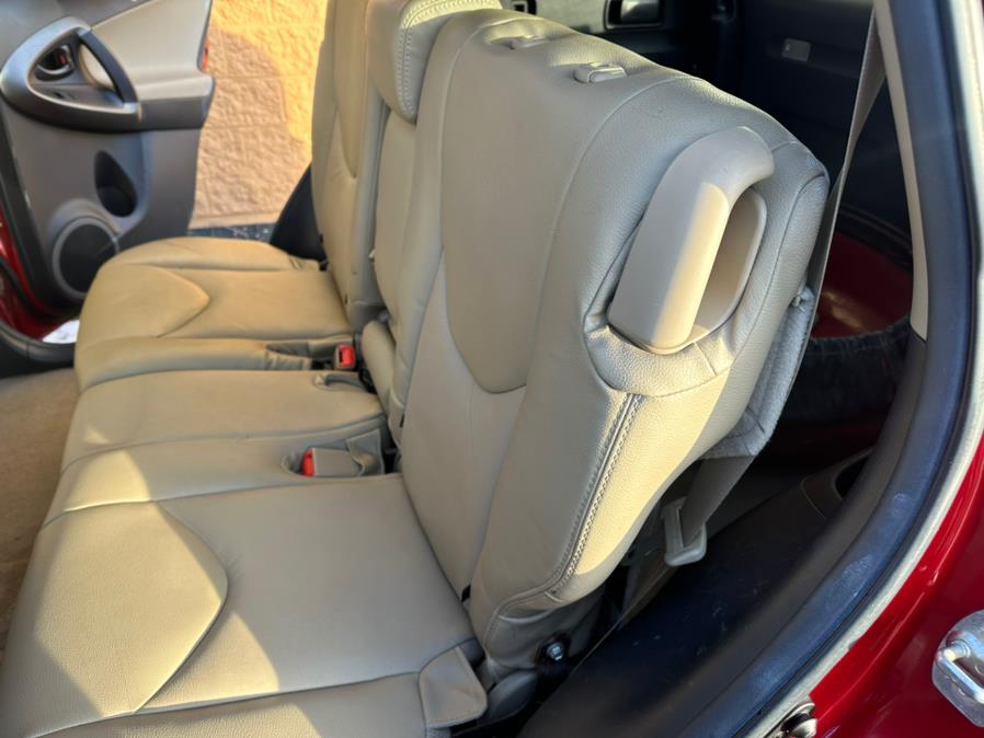 2011 Toyota RAV4 photo