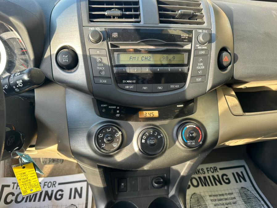 2011 Toyota RAV4 photo