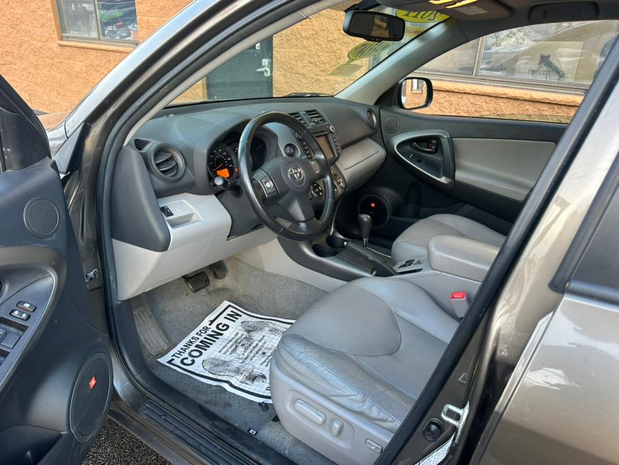 2011 Toyota RAV4 Limited photo