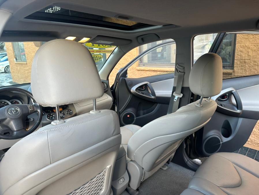 2011 Toyota RAV4 Limited photo