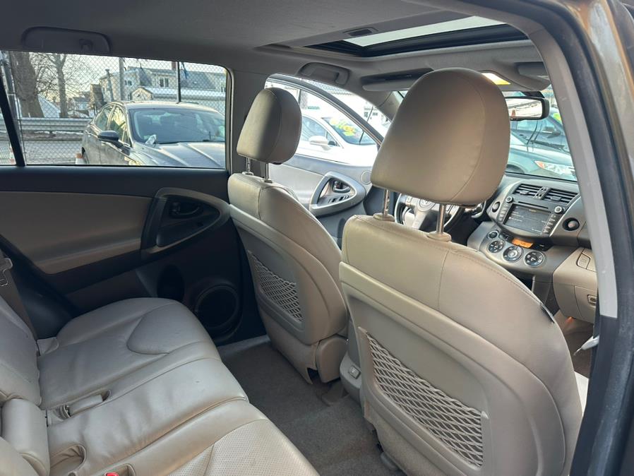 2011 Toyota RAV4 Limited photo