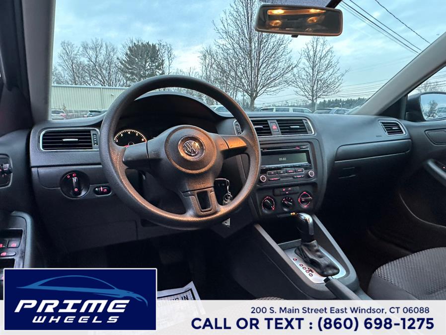 2014 Volkswagen Jetta S photo