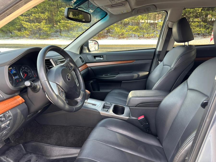 2014 Subaru Outback 2.5i Limited photo