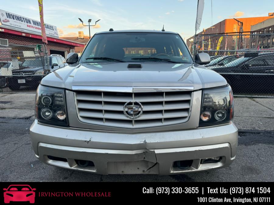 2004 Cadillac Escalade photo