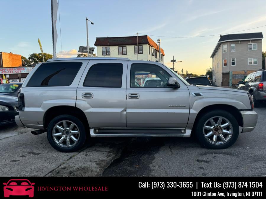 2004 Cadillac Escalade photo