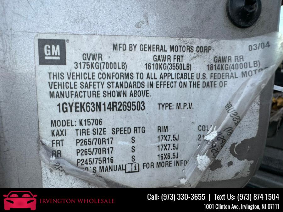 2004 Cadillac Escalade photo
